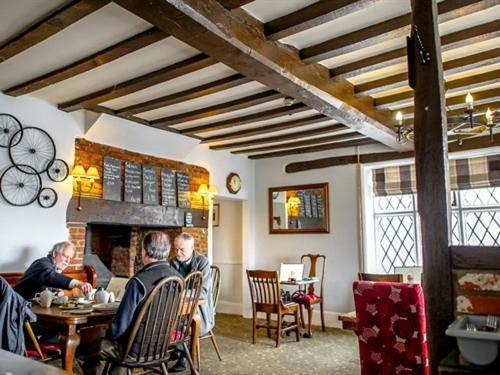 Eye  The White Horse Inn מראה חיצוני תמונה